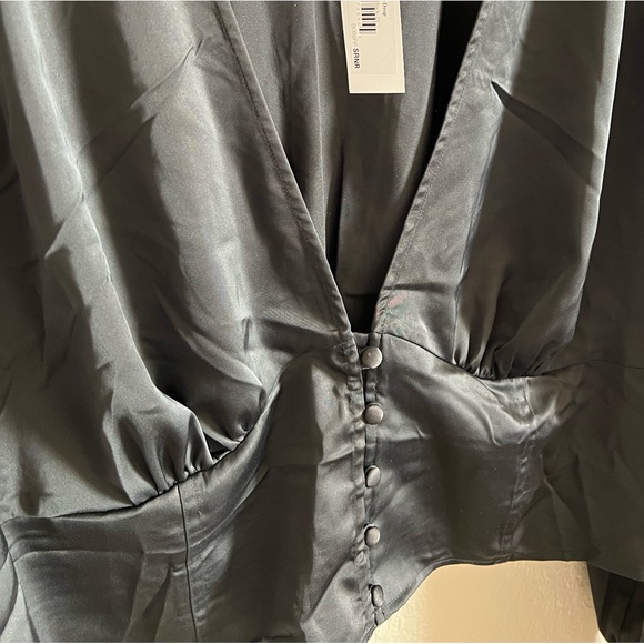 The Drop Cropped Blouse | 2X - Picture 7 of 7